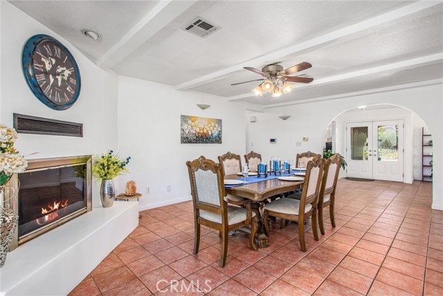 32272 Florida Avenue, Mentone CA: https://media.crmls.org/medias/5bd412eb-11d3-4cfc-a429-604e0c31cbb8.jpg