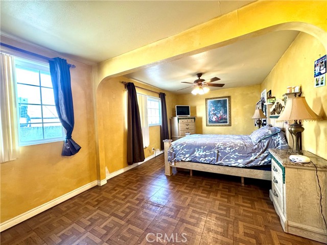 Detail Gallery Image 15 of 24 For 10811 Milano Ave, Norwalk,  CA 90650 - 4 Beds | 2 Baths