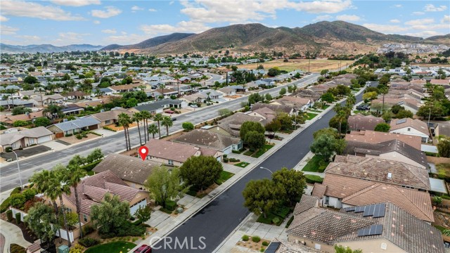 26253 Desert Rose Lane, Menifee CA: https://media.crmls.org/medias/5bd527fc-1f63-403b-927a-d5c34501f6b7.jpg