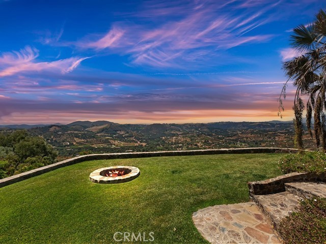 Detail Gallery Image 7 of 62 For 44665 La Cruz Dr, Temecula,  CA 92590 - 3 Beds | 3 Baths