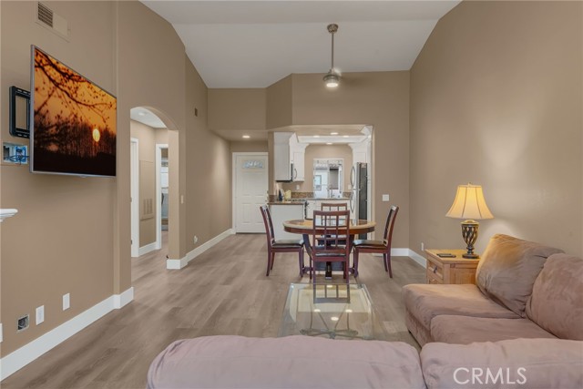 Detail Gallery Image 14 of 61 For 28 via Contento, Rancho Santa Margarita,  CA 92688 - 2 Beds | 2 Baths