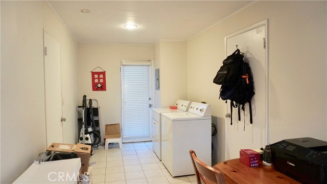 4435 Caledonia Way, Los Angeles CA: https://media.crmls.org/medias/5bd674f6-36f9-493c-a479-2dbb653323c6.jpg