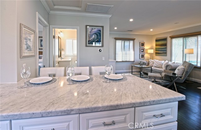 Detail Gallery Image 42 of 51 For 1319 Unit B W Bay Ave #B,  Newport Beach,  CA 92661 - 1 Beds | 1 Baths