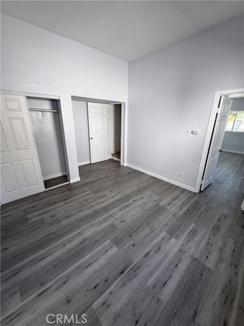 561 W 12th Street, San Pedro CA: https://media.crmls.org/medias/5bd97b45-b21f-4339-aa65-9acb9f4ddfd7.jpg