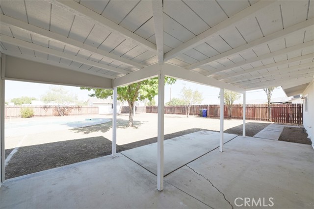 Detail Gallery Image 15 of 24 For 15090 Ramona Rd, Apple Valley,  CA 92307 - 3 Beds | 2 Baths