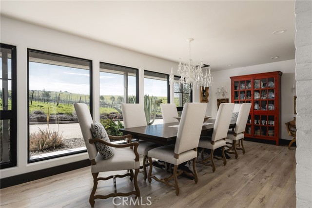 Detail Gallery Image 8 of 72 For 5951 Olivera Canyon, Santa Maria,  CA 93454 - 4 Beds | 3/1 Baths