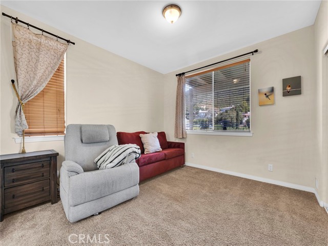 1124 Kathleen Drive, Newbury Park CA: https://media.crmls.org/medias/5bda8cae-9172-4ebb-9a32-4e773381d38c.jpg