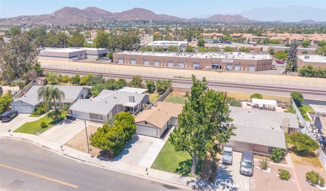 Detail Gallery Image 32 of 35 For 11657 Queensborough St, Riverside,  CA 92503 - 3 Beds | 2 Baths