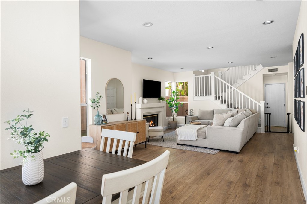 5bdbcee3 5141 4178 83b6 3d9456154b31