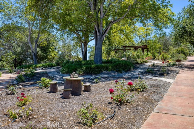 1220 Bassi Drive, San Luis Obispo CA: https://media.crmls.org/medias/5bdc5049-3d32-4f53-96bb-d3fcd84bd7b8.jpg
