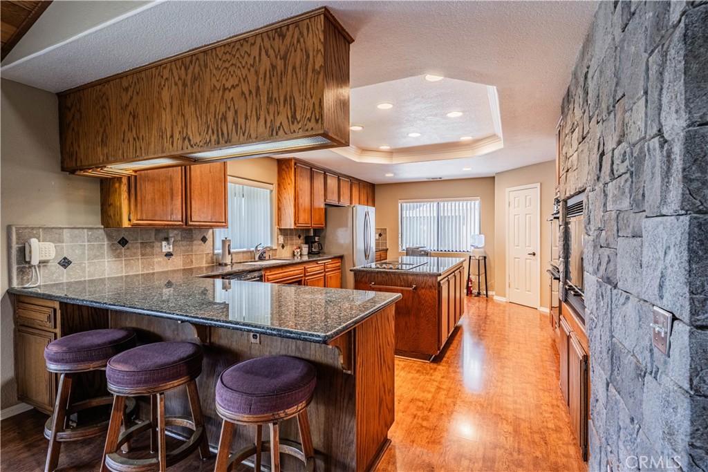 https://media.crmls.org/medias/5bdd051d-6afb-4896-b5fd-fc446e8a6dd9.jpg?preset=X-Large