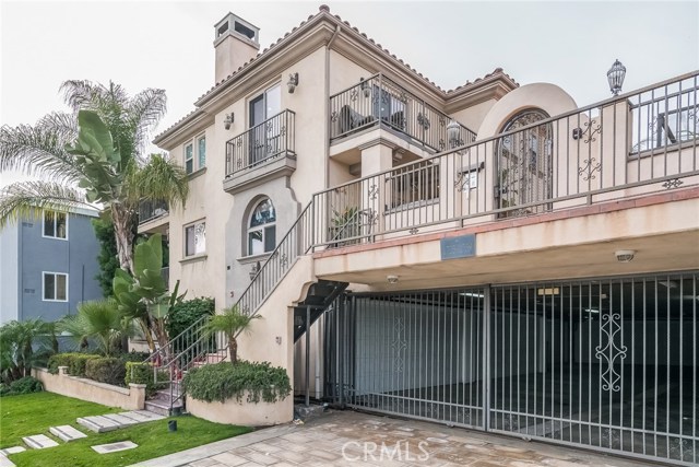 1725 Aviation Boulevard, Redondo Beach, California 90278, 3 Bedrooms Bedrooms, ,1 BathroomBathrooms,Residential,Sold,Aviation,SB17015538