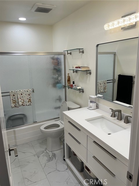 Detail Gallery Image 17 of 28 For 1050 Golden Springs Dr #E,  Diamond Bar,  CA 91765 - 2 Beds | 1/1 Baths