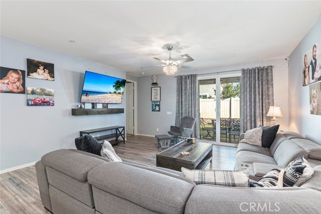 Detail Gallery Image 13 of 28 For 29126 Crabapple, Lake Elsinore,  CA 92530 - 3 Beds | 2 Baths