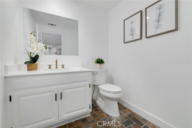 37 Sierra Madre Boulevard, Arcadia CA: https://media.crmls.org/medias/5bdf1622-a626-4f87-8139-5e1125aa13b5.jpg