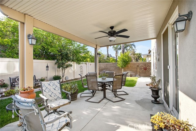 6347 Lyndsey Street, Eastvale CA: https://media.crmls.org/medias/5bdfc001-f582-4f81-85d5-50fa8894a9c0.jpg