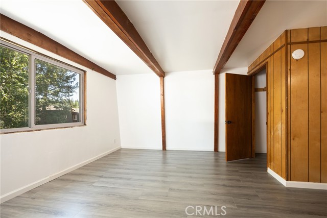 42641 Falcon Avenue, Big Bear Lake CA: https://media.crmls.org/medias/5be02b08-e9d0-49f7-9271-958ef3c39647.jpg
