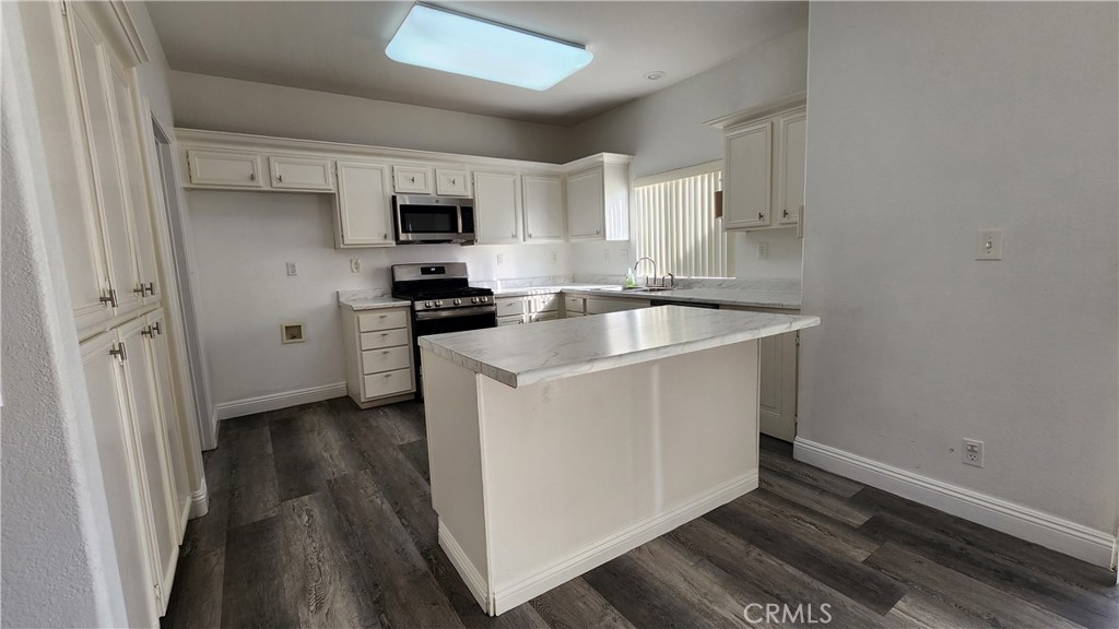 MLS #IV25270464 image #24