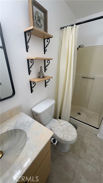 Detail Gallery Image 13 of 23 For 778 La Tierra St #H205,  Corona,  CA 92879 - 2 Beds | 2 Baths