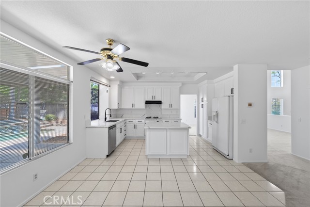 Image 13 of 40 For 39323 Corte Alisos