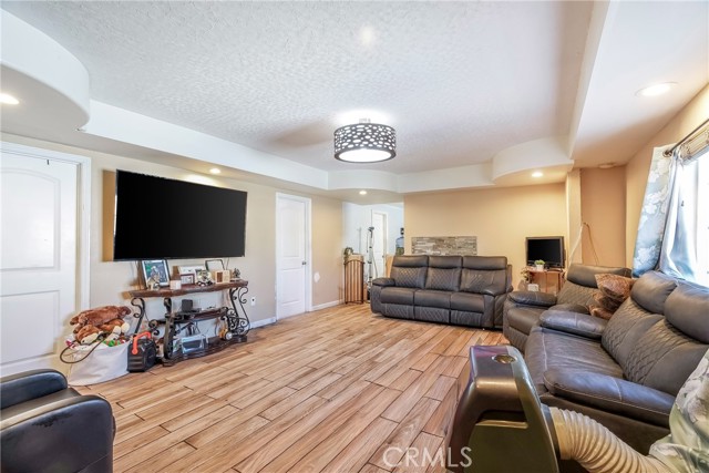 Detail Gallery Image 5 of 37 For 5307 5307 1/2 Compton Ave, Los Angeles,  CA 90011 - – Beds | – Baths