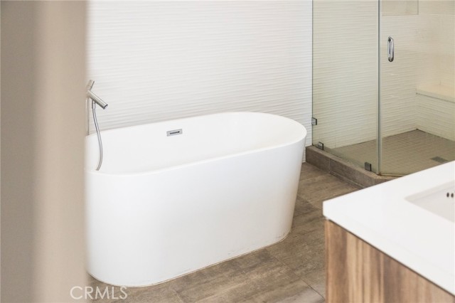 3660 Beethoven Street, Los Angeles CA: https://media.crmls.org/medias/5be25857-3785-4d50-9198-9b726277f7c8.jpg