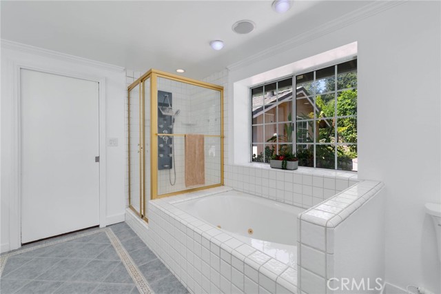 37 Sierra Madre Boulevard, Arcadia CA: https://media.crmls.org/medias/5be2612b-c52f-48f2-b1c1-5ee9c89e60eb.jpg