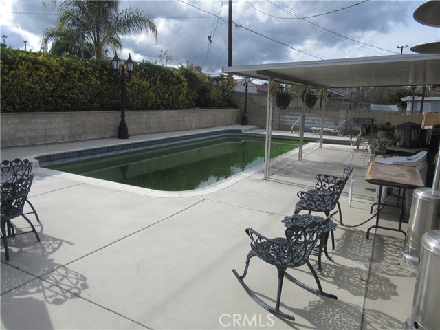Detail Gallery Image 11 of 32 For 3636 Mapleleaf Dr, Riverside,  CA 92503 - 4 Beds | 2 Baths