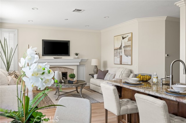 14 Celonova Place, Lake Forest CA: https://media.crmls.org/medias/5be32079-08ef-4b98-bcf1-7b27ae1d0a65.jpg