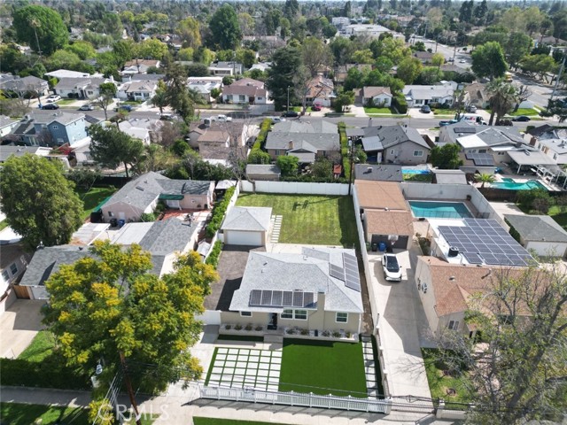 Detail Gallery Image 41 of 44 For 6820 Jellico Ave, Lake Balboa,  CA 91406 - 3 Beds | 2 Baths