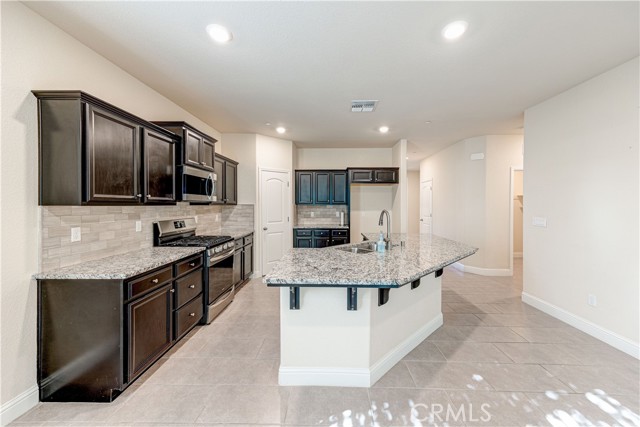 Detail Gallery Image 10 of 40 For 126 Sproul Ct, Merced,  CA 95348 - 3 Beds | 2 Baths