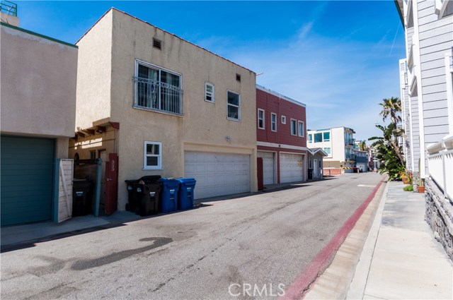 230 The Strand, Hermosa Beach, California 90254, ,Residential Income,Sold,The Strand,SB17045743