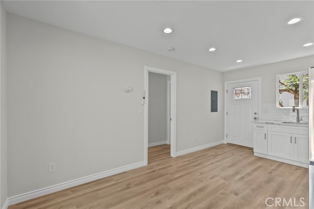 Detail Gallery Image 27 of 52 For 1745 W 39th St, Los Angeles,  CA 90062 - – Beds | – Baths