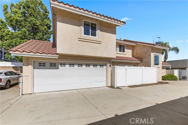 Front Image Thumbnail for CRPW26038332