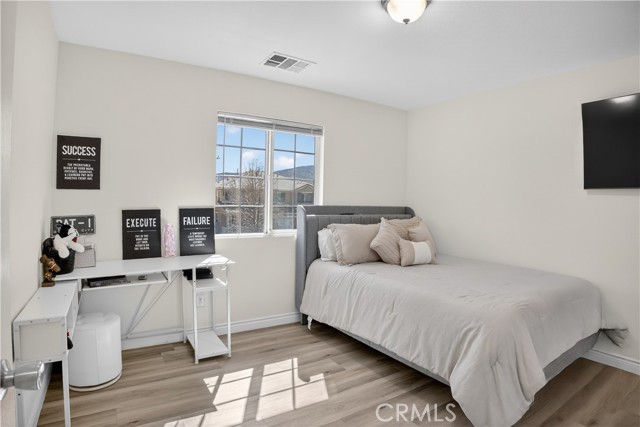 Detail Gallery Image 42 of 55 For 2301 Foxtail Dr, Palmdale,  CA 93551 - 5 Beds | 3 Baths