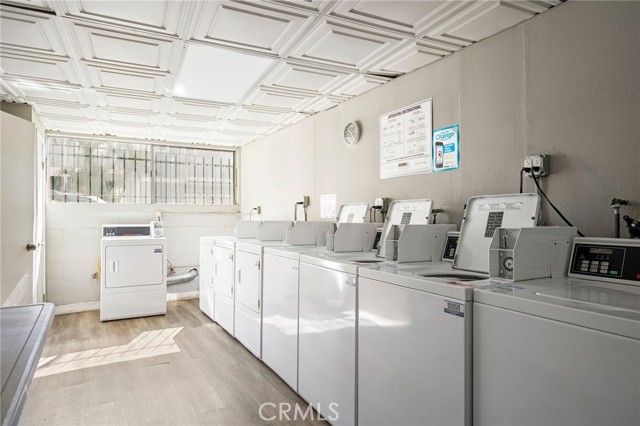 Detail Gallery Image 16 of 19 For 570 W Stocker, Glendale,  CA 91202 - 1 Beds | 1 Baths