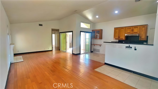 Detail Gallery Image 6 of 39 For 11622 Remington St, Sylmar,  CA 91342 - 3 Beds | 2 Baths