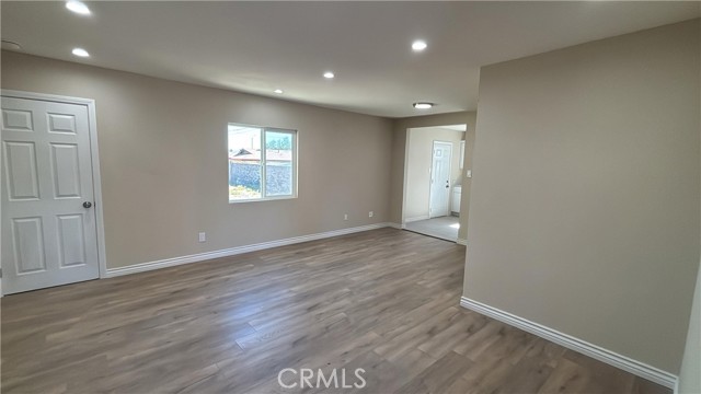 Detail Gallery Image 4 of 15 For 1341 N Pico Ave, San Bernardino,  CA 92411 - 3 Beds | 2 Baths