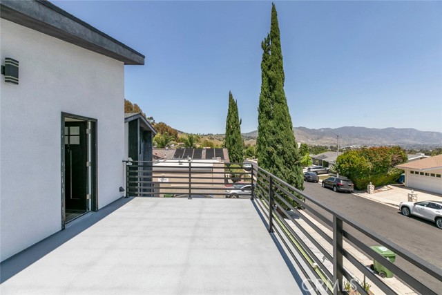 Detail Gallery Image 62 of 64 For 17465 Tuscan Dr, Granada Hills,  CA 91344 - 6 Beds | 5 Baths