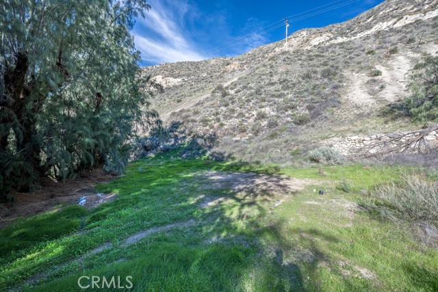 Detail Gallery Image 16 of 31 For 12571 Capra, Agua Dulce,  CA 91390 - 3 Beds | 1 Baths