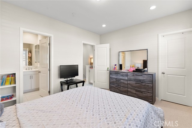 Detail Gallery Image 21 of 36 For 149 Tubeflower, Irvine,  CA 92618 - 2 Beds | 2/1 Baths