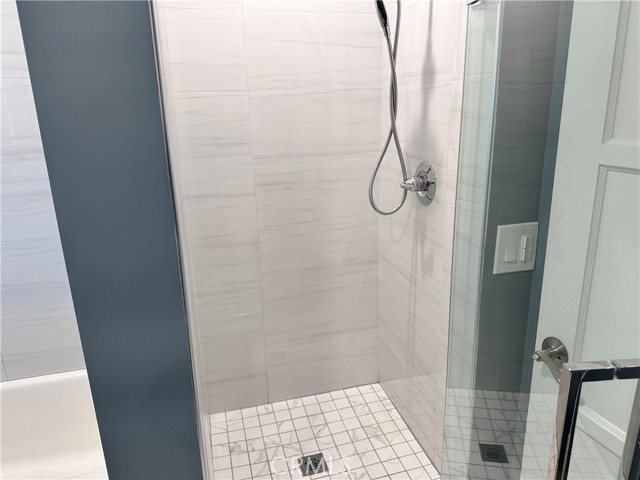 Detail Gallery Image 31 of 47 For 5369 Topeka Dr, Tarzana,  CA 91356 - 3 Beds | 2/1 Baths