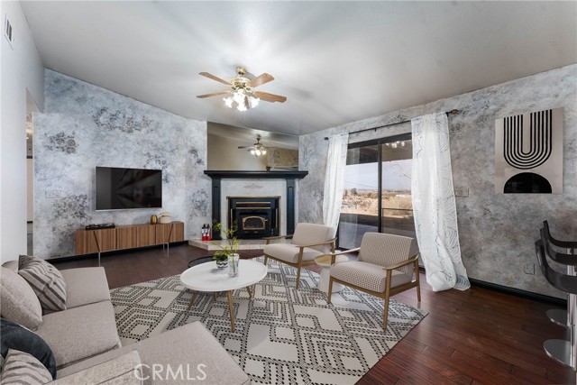 22390 Moonbeam, Apple Valley, CA, 92308 22390 Moonbeam, Apple Valley, CA, 92308