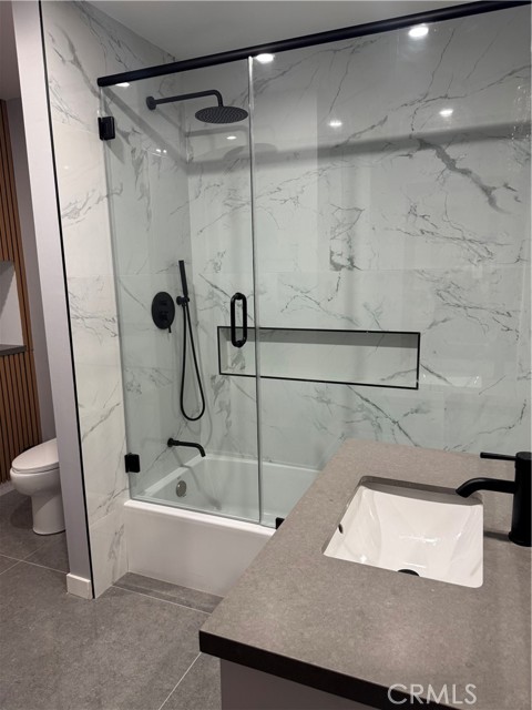 Detail Gallery Image 4 of 6 For 600 Ocean #B,  Seal Beach,  CA 90740 - 1 Beds | 1 Baths