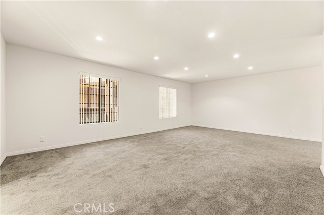 Detail Gallery Image 9 of 24 For 260 S 6th St #G,  Burbank,  CA 91501 - 2 Beds | 2 Baths