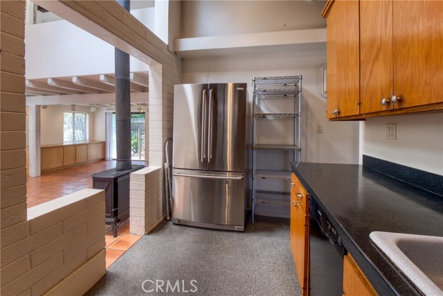 1878 Molino N Avenue, Signal Hill CA: https://media.crmls.org/medias/5be7e360-9134-41a7-927e-c0935d8bc1a2.jpg