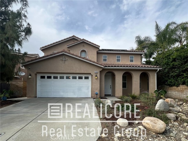 Detail Gallery Image 1 of 37 For 15806 Rock Point Ln, Fontana,  CA 92336 - 4 Beds | 2/1 Baths