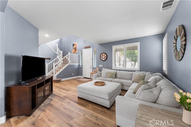 4122 Rainer, Lancaster CA: https://media.crmls.org/medias/5be91d9d-d0df-416e-856a-5b9f2bc4398b.jpg