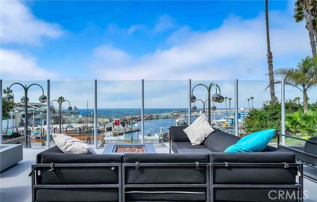 Detail Gallery Image 8 of 14 For 620 the Village #111,  Redondo Beach,  CA 90277 - 1 Beds | 1 Baths