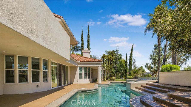 5081 Gateway Road, Rancho Cucamonga CA: https://media.crmls.org/medias/5be952cb-3ff9-4e14-ba6a-bec0f9d7f72f.jpg